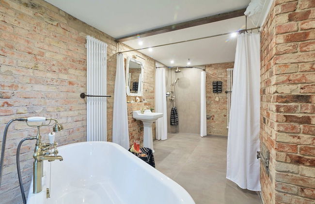 Strohhutmanufaktur - Photo 34