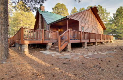 Hike, Fish and Relax Fireside! Forest Lakes Cabin - Foto 28