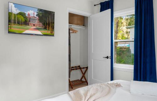 The Bauhaus - 4BR,3BA ,Families , Ample Parking - Foto 34