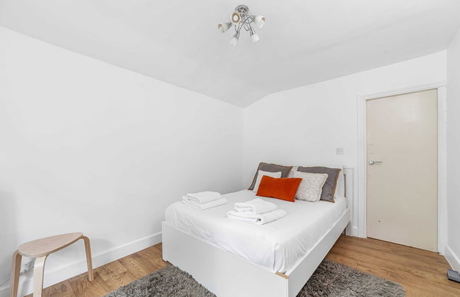 Modern Victorian Home With Secret Garden - Foto 2