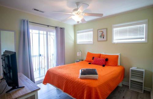 4Br 3bath Dog Friendly Ocean View Hot tub Elevator - Photo 8