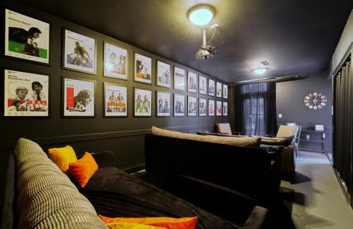 Homelike Three-Bedroom Apartment with Private Theater Near Capitol - Foto 18