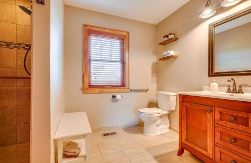 Hot Tub and Trail Access Spacious Stockholm Retreat - Photo 19