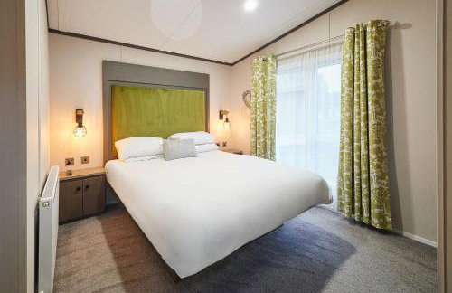 Happy Days Lodge with Hot Tub - Foto 7