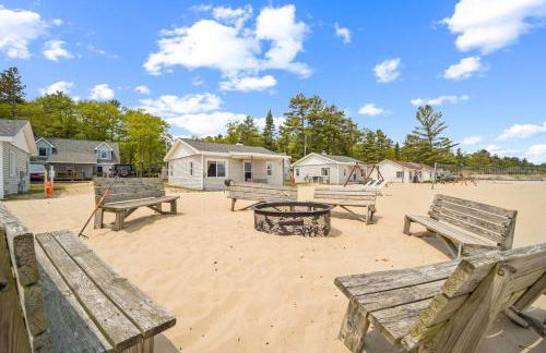 1BR Lakefront Cottage - Perfect for Two - Foto 26