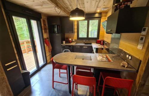 Le Refuge perché du saut de la bourrique, SPA, terrain clôturé, bordure de forêt - Foto 8