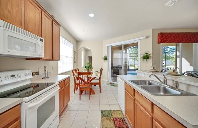 Private Pool & Spa Near Disney! 4 Bedroom Villa - Foto 16