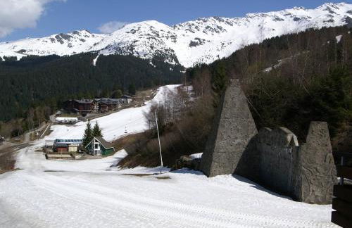 Studio fonctionnel au pied des pistes avec balcon - FR-1-557-94 - Foto 7