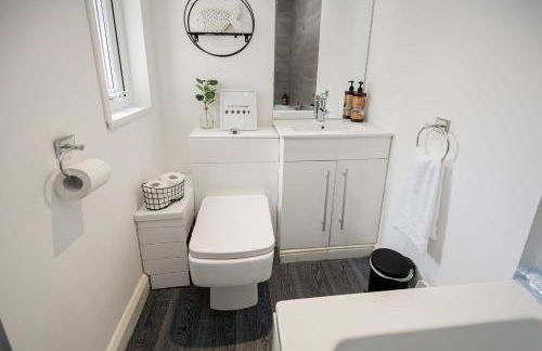 Dunraven An Adorable House In The Afan Forest by STAE-Homes - Foto 26