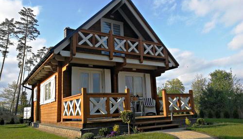 Drewniany domek nad Miedwiem - Foto 3