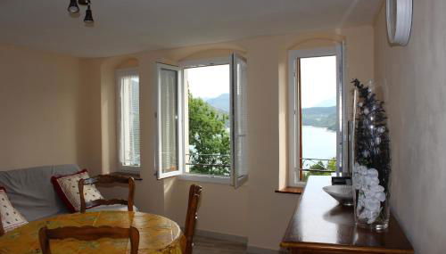 location vacances 5 place des moulieres - Foto 1