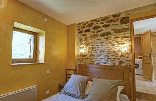 Gîte confortable avec vue imprenable près de Saint-Étienne - FR-1-496-38 - Foto 16