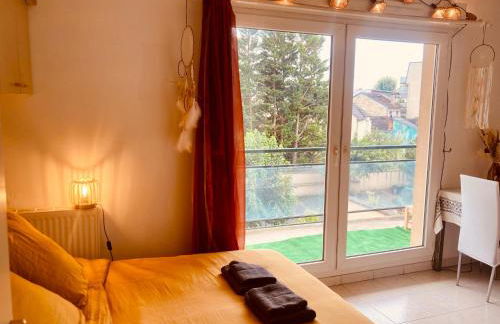 Joli studio avec grande terrasse et parking - Foto 9