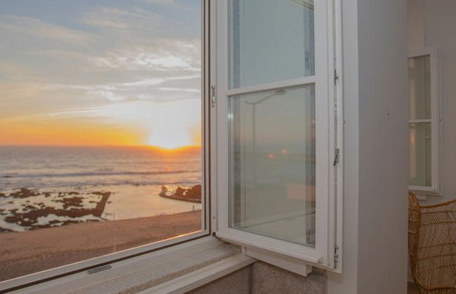 Liiiving in Porto Luxury Beachfront Apartment III - Foto 46