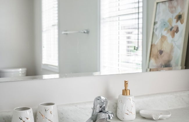 GLOBALSTAY Modern 3 BD House in Brampton - Photo 45