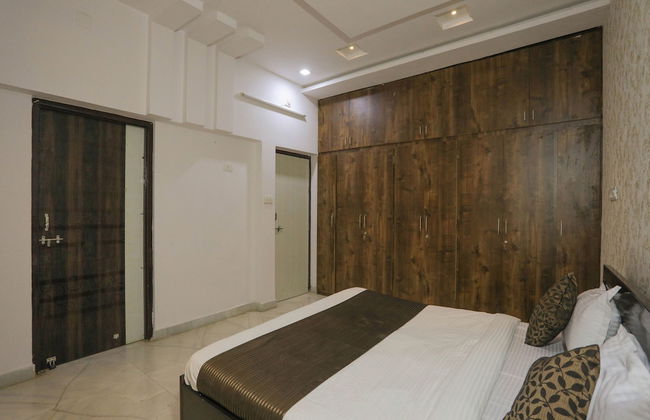 OYO 10287 Home 3BHK Villa near Lake City Mall - Foto 8