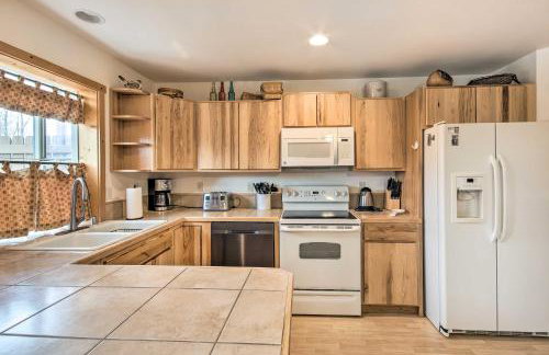 Inviting Townhome 30 Mi to Yellowstone NP! - Foto 8