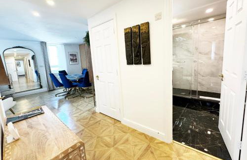 Big Ben Panorama, Parliament View, 3 bedrooms, Central London, Luxurious flat for 6 guests - Foto 24