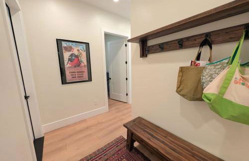 Modern Red Cliff Home with Private Pool - Foto 19