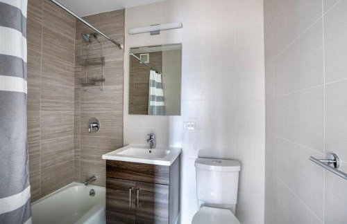 Midtown 2br w gym wd nr Times Square NYC-1348 - Foto 16