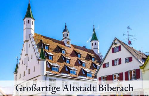 Relax-Apartment Biberach - Relax Massagesessel - Smart-TV 85 Zoll - voll ausgestattete Küche - High-Speed Internet - Arbeitsplatz mit Curved Monitor - Foto 13