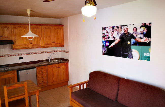 Castillo Beach Club Apartments - Photo 13