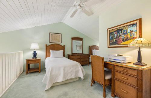 Spectacular golf course front steps from the beach - Foto 29