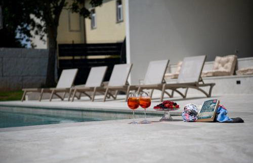 Luksuzna Villa Castanea s privatnim bazenom i wellnesom u srcu Istre - Photo 10