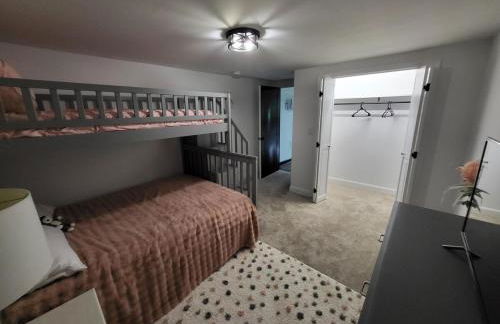 Spacious, Renovated, 5-bedroom Retreat, Near I-85 - Foto 29