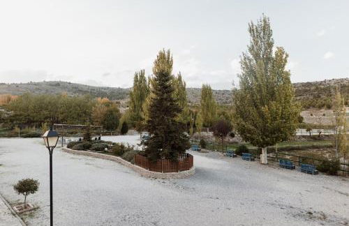 CASERIO INAZARES - CASAS DE MONTAÑA CON CHIMENEA Y NIEVe - Foto 73