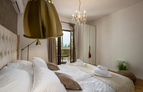 Villa Adriatic, App Rebecca with heated swimming pool, sew view, childrens playground, free parking - Photo 15