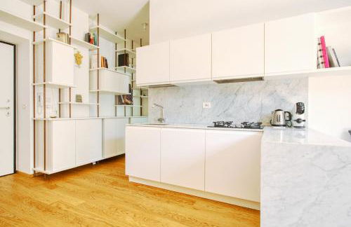 Just Urban Stays - Bilocale con Spazio Esterno - 10 min Duomo in tram - Foto 11