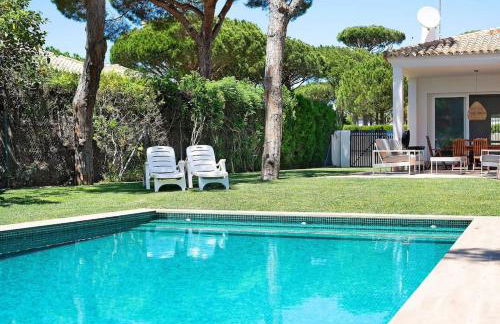 Villa Escocia, entre pinares y a pie de playa - Foto 13