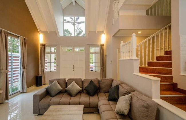 Villa Kota Bunga Puncak 2 Bedroom - Photo 9