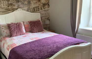 Two Cottages in Beautiful Brittany 5 Bedrooms Sleeps 10 Pets Welcome Heated Swimming Pool Free Wifi - Foto 16