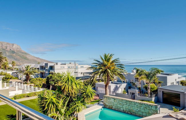 Multi-level Family Villa w Private Pool Views Lions Crest - Foto 66