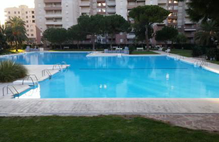 Apartamento Con Preciosas Vistas Al Mar,WIFI y piscina de temporada - Photo 16