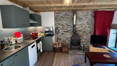 The Barn Yr Ysgubor - Photo 2