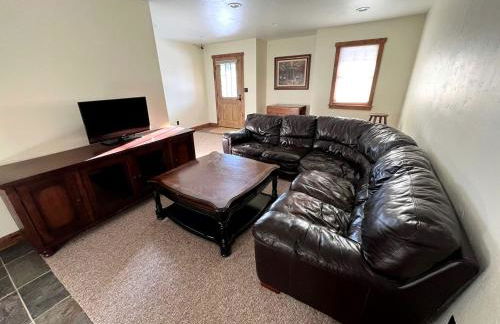 Scenic Mountain Cabin with Creekside Deck & Outdoor Fireplace near North Meadow Creek, Montana - Foto 30