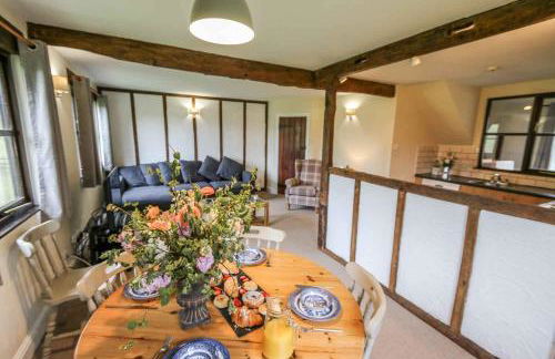 Lake Cottages at Cwm Chwefru - Foto 11