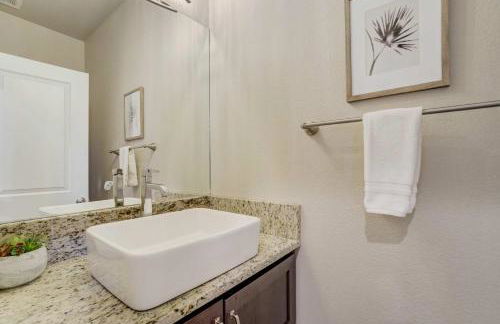 Westland Estate Entire Duplex near Historic OCC - Foto 11