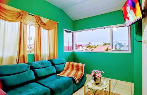 Apto com churrasqueira 500m do mar com vista da salaSacada para horizonte - Foto 12