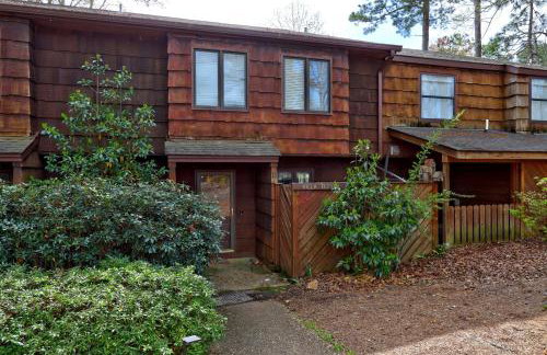 Lakefront Stillwaters Villa with Deck and Private Dock - Foto 23