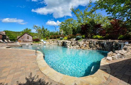 Chalets Resort LAKEFRONT Cottage Free Amenities Amazing views Kayaks 2 Pools - Foto 3