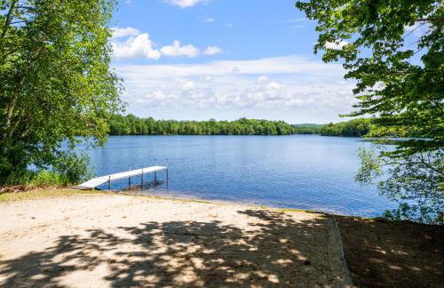 Idyllic Lakeside Getaway home - Foto 74