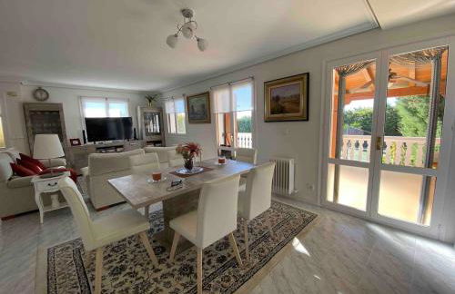 Maravillosa casa con piscina en un pueblo único, Artajona - Navarra - Foto 7