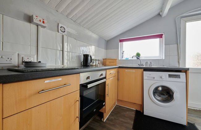 Detached 3 Bed House, Ideal for Long Stays & Pets - Foto 7