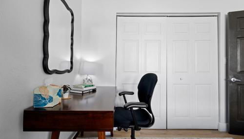 Cozy 2BR Next to Design District & Free Parking - Foto 4