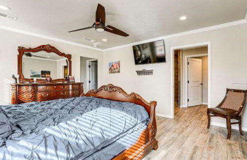 Fenced Yard Modern Barndominium in Amarillo! - Photo 12