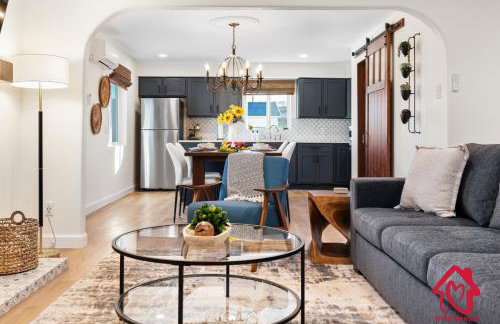 ValleyVibe: Modern Comfort in North Valley - an Irvie Home - Foto 17